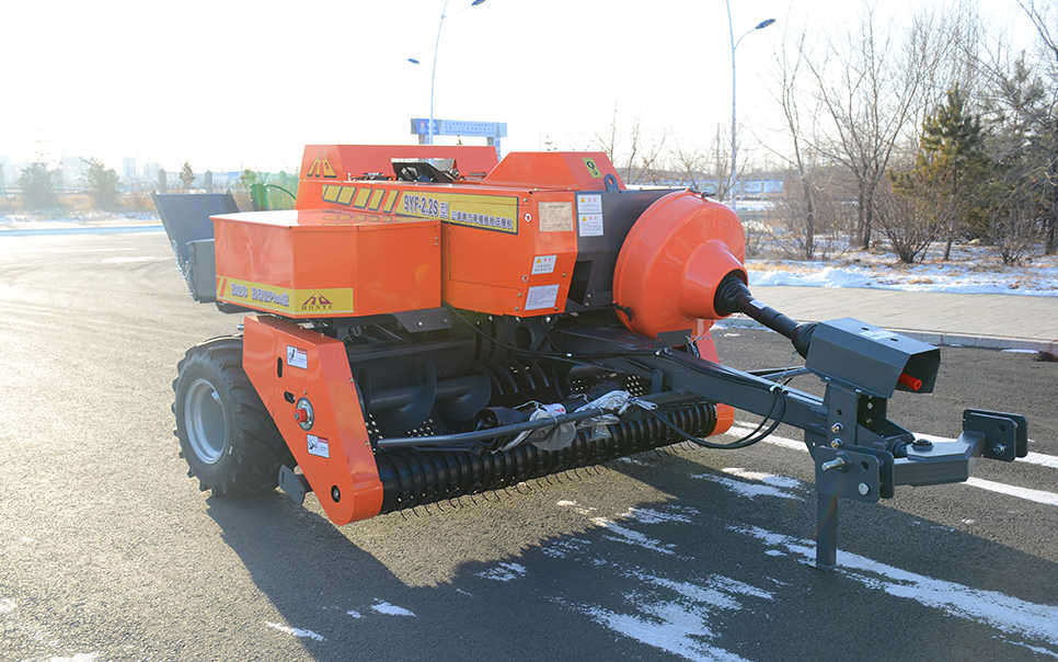 標(biāo)題：9YF-2.2S三道繩方草捆撿拾壓捆機(jī)
瀏覽次數(shù)：185
發(fā)表時間：2023-12-12